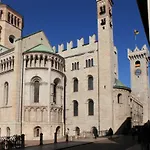 Casa Rosmini Rooms, Dolomia 2*