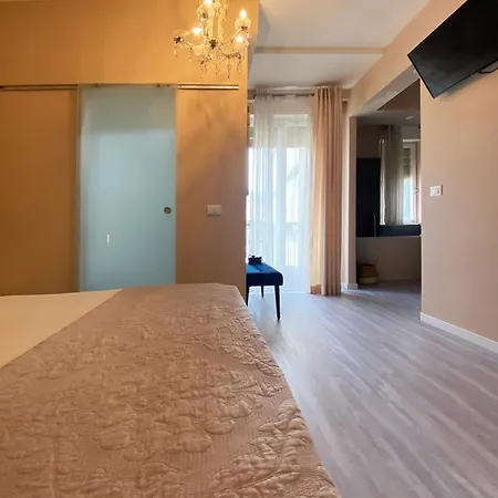 Casa Rosmini Rooms, Dolomia 2* Trento