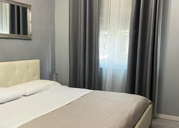 Casa Rosmini Rooms, Dolomia לינה וארוחת בוקר 2*